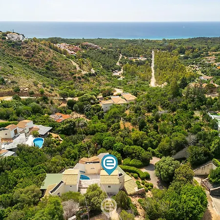 Barbara Leafy Vakantiehuis Riva dei Pini